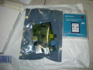 Déballage de la carte RaspBerry Pi + carte SD Raspbian